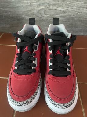 Jordan Kids Red, Black and White Low-Top Sneakers